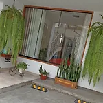 Departamento en el centro de San Borja (Rubens)