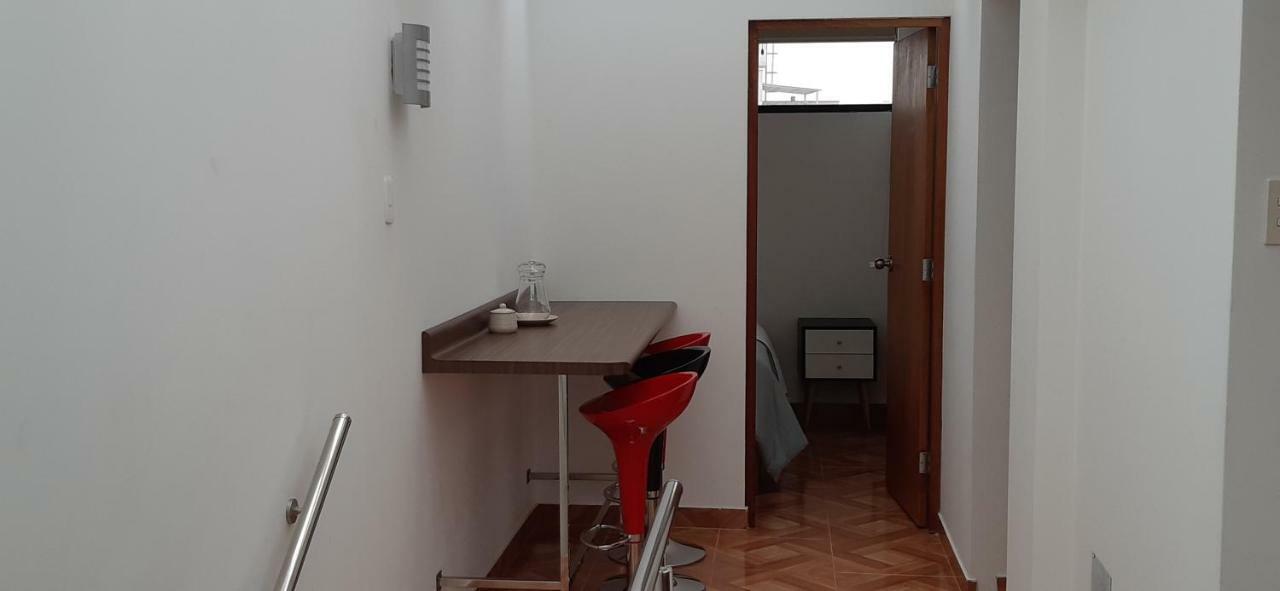 Departamento En El Centro De San Borja Lima